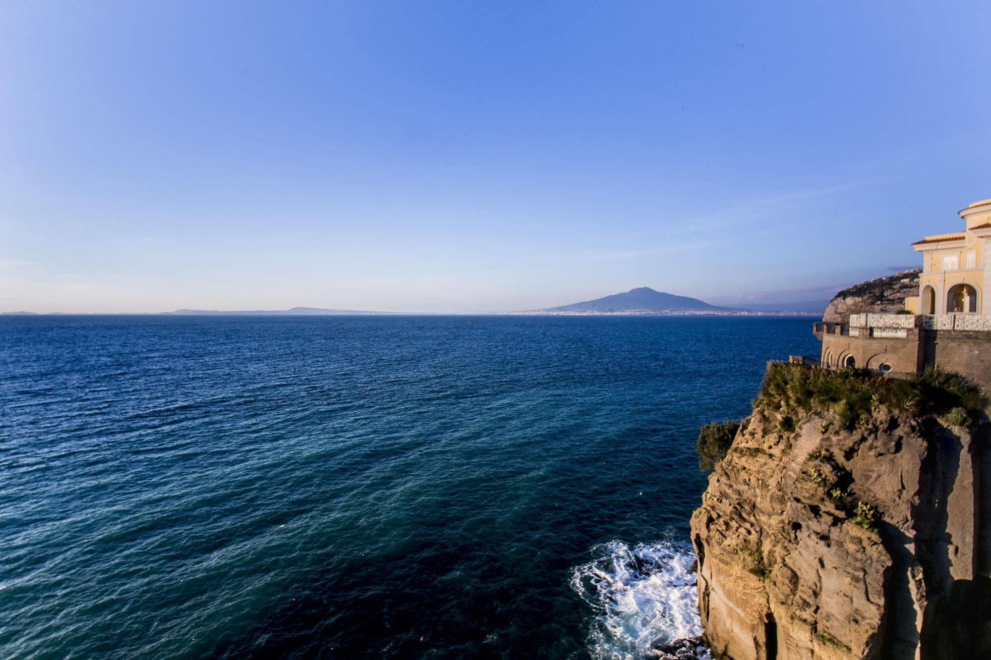 Hotel Crawford Sant'Agnello Exterior photo